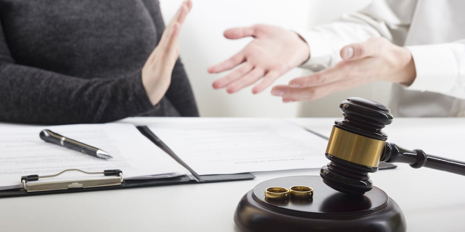 Easy Divorce: Find A Skilled Lawyer Now
